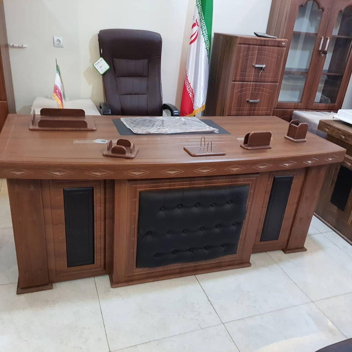 میز مدیریتی وکیوم الدار ۲متری وکیوم کره ای|دفتر کار|اصفهان, هفتون|دیوار