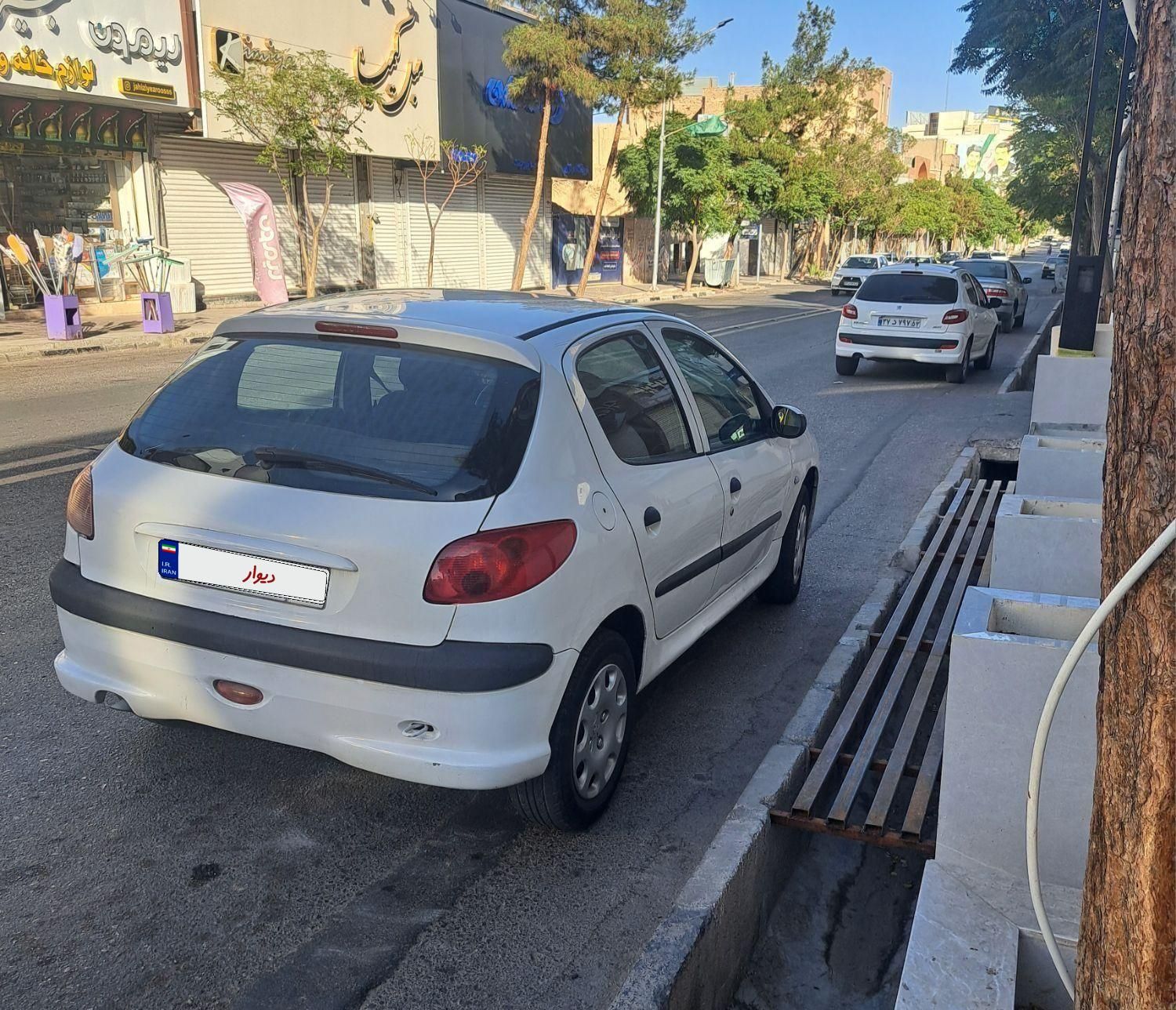 پژو 206 تیپ ۲، مدل ۱۳۹۰|خودرو سواری و وانت|بیرجند, |دیوار