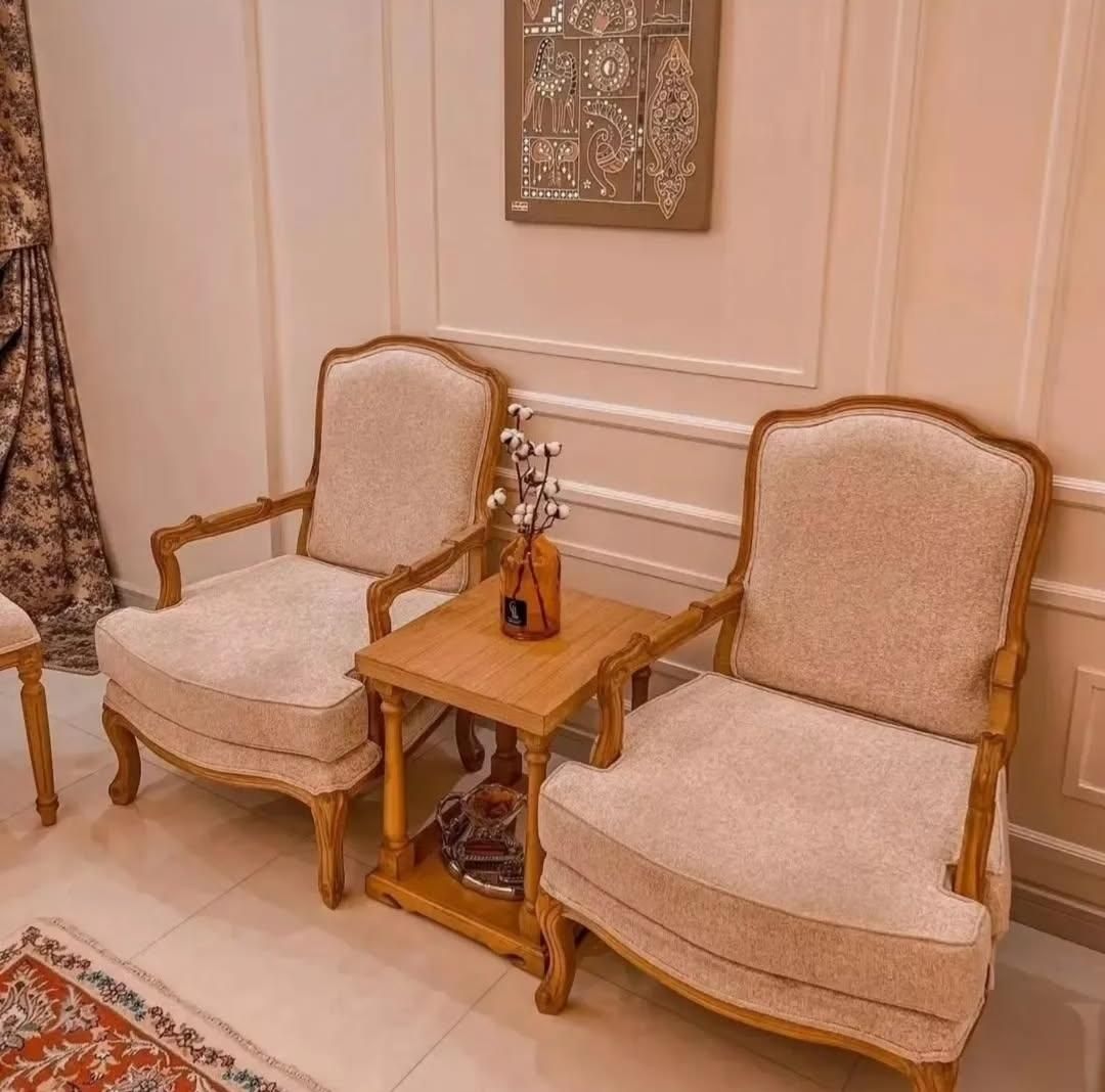 فرانسوی کووین|مبلمان خانگی و میز عسلی|تهران, باغ فردوس|دیوار