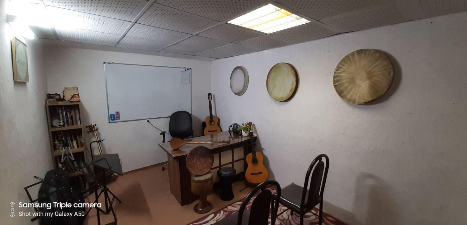 آموزش صداسازی و خوانندگی در تمام سبک ها|خدمات آموزشی|مشهد, شهید فرامرز عباسی|دیوار