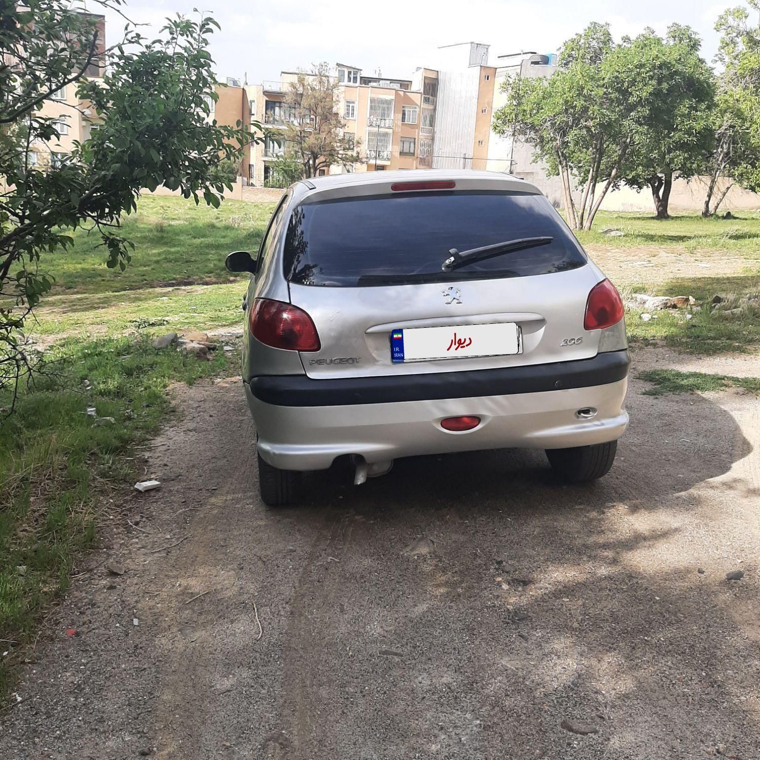پژو 206 تیپ ۲، مدل ۱۳۸۳|خودرو سواری و وانت|همدان, |دیوار