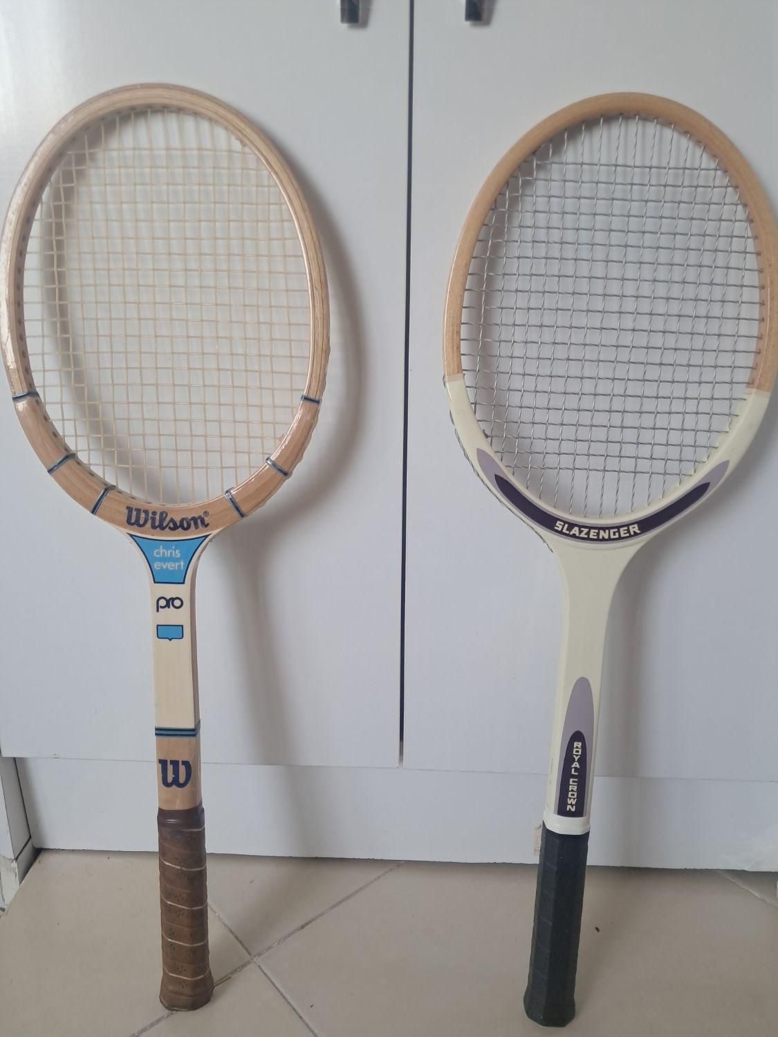 راکت تنیس ویلسون با امضای chris evert و slazenger|ورزش‌های توپی|گلبهار, |دیوار