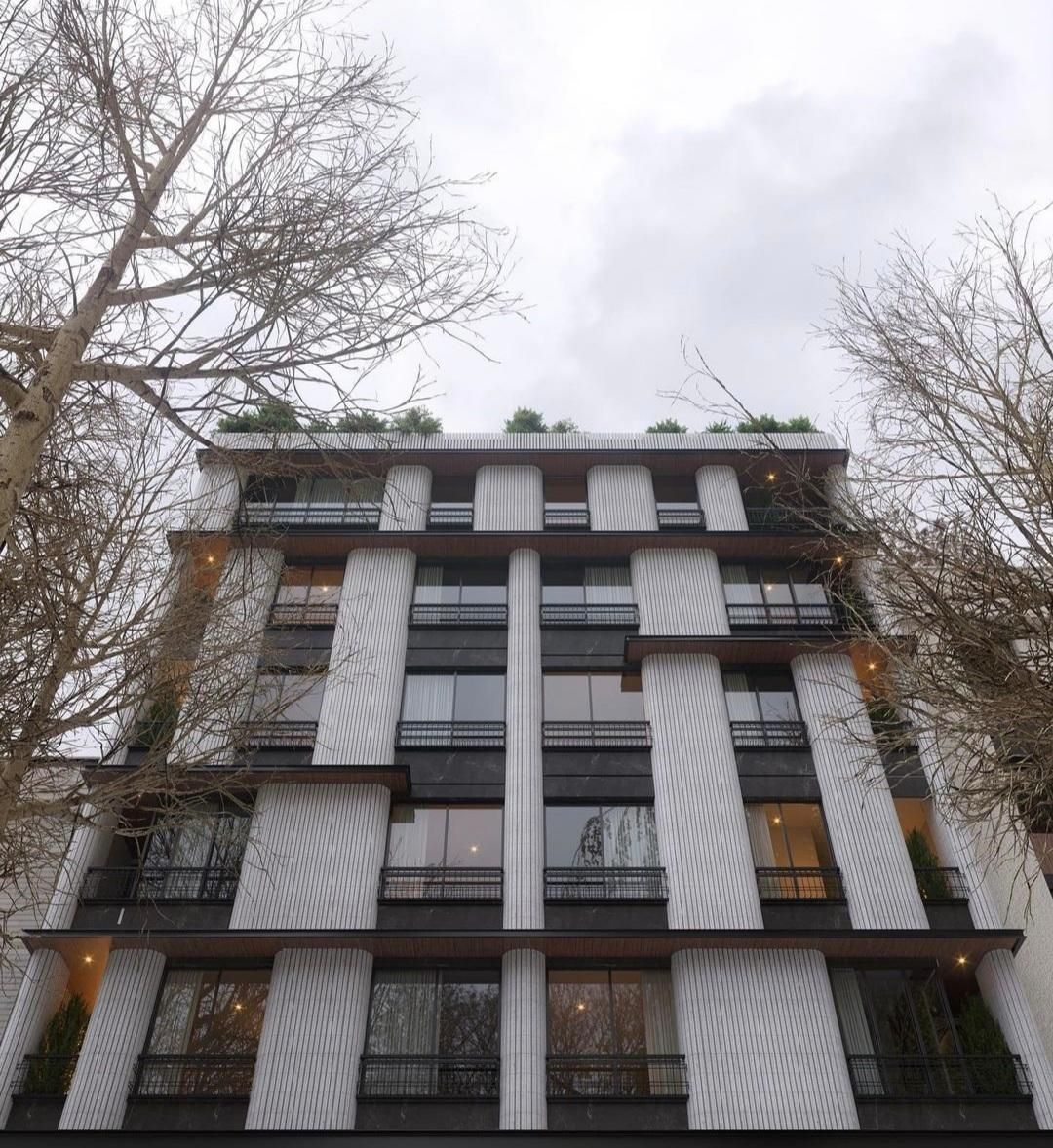 پیش فروش۱۵۰متری سازنده خانی/تحویل ۳ ماه آینده/مدرن|پیش‌فروش املاک|کرج, عظیمیه|دیوار