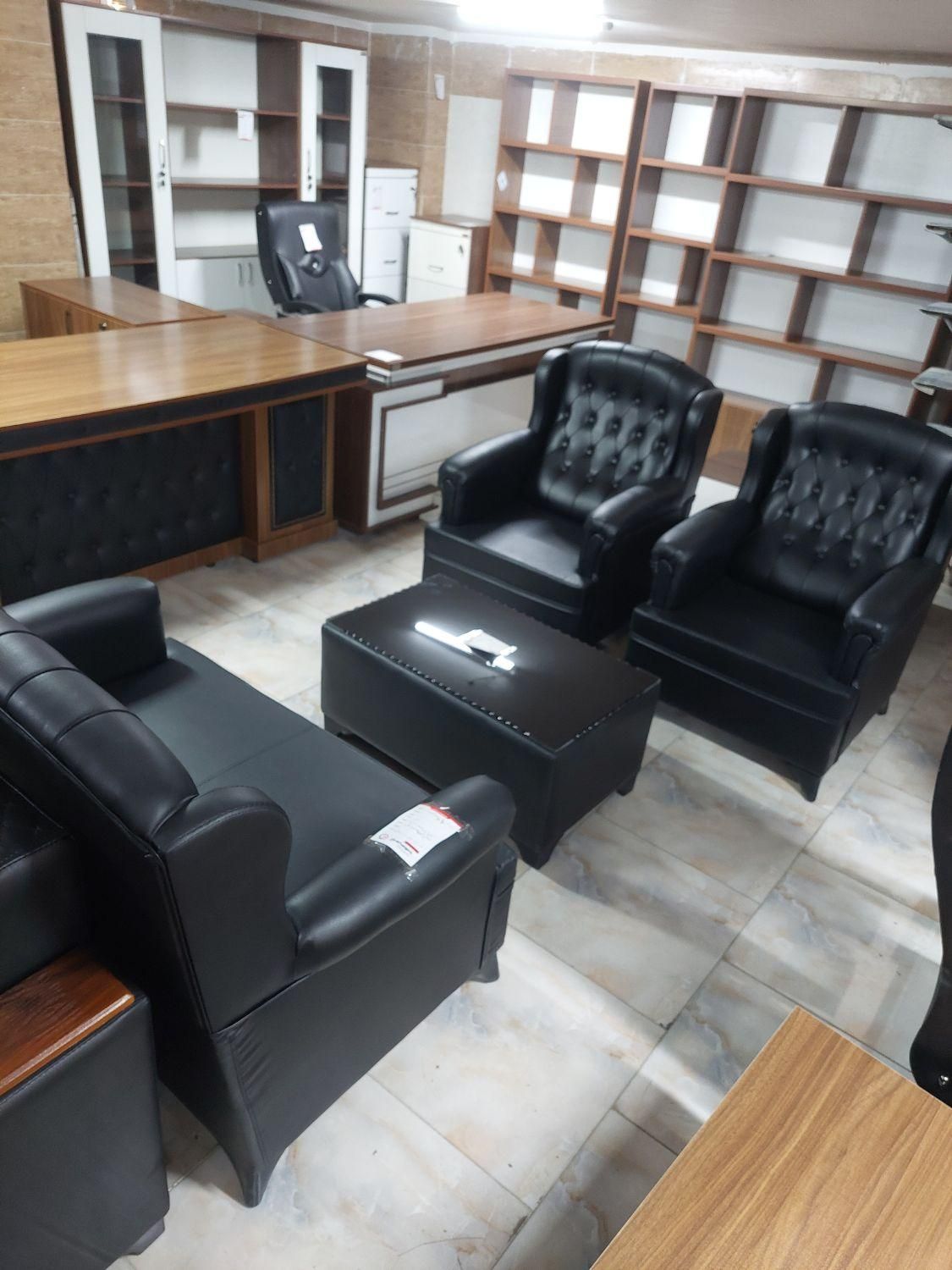 مبلمان اداری نیم ست مدل لونا آمریکایی|دفتر کار|محمدشهر, |دیوار