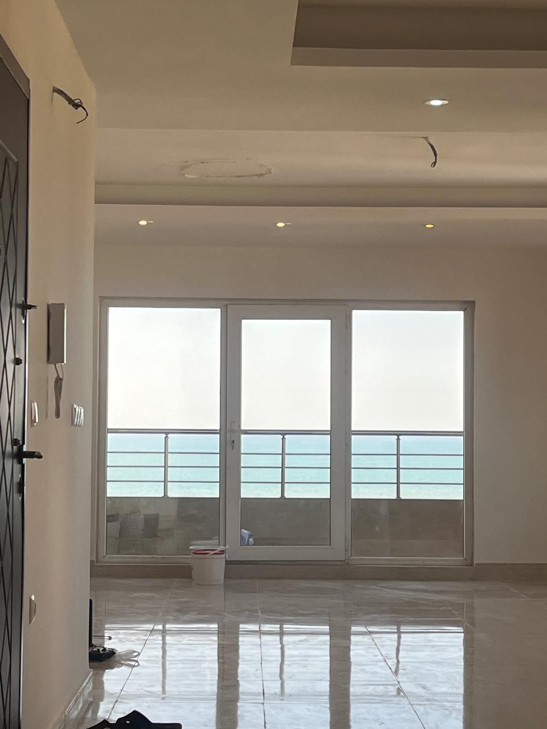 آپارتمان ساحلی رو به دریا سنددار گزینه سرمایه|فروش آپارتمان|فریدونکنار, |دیوار