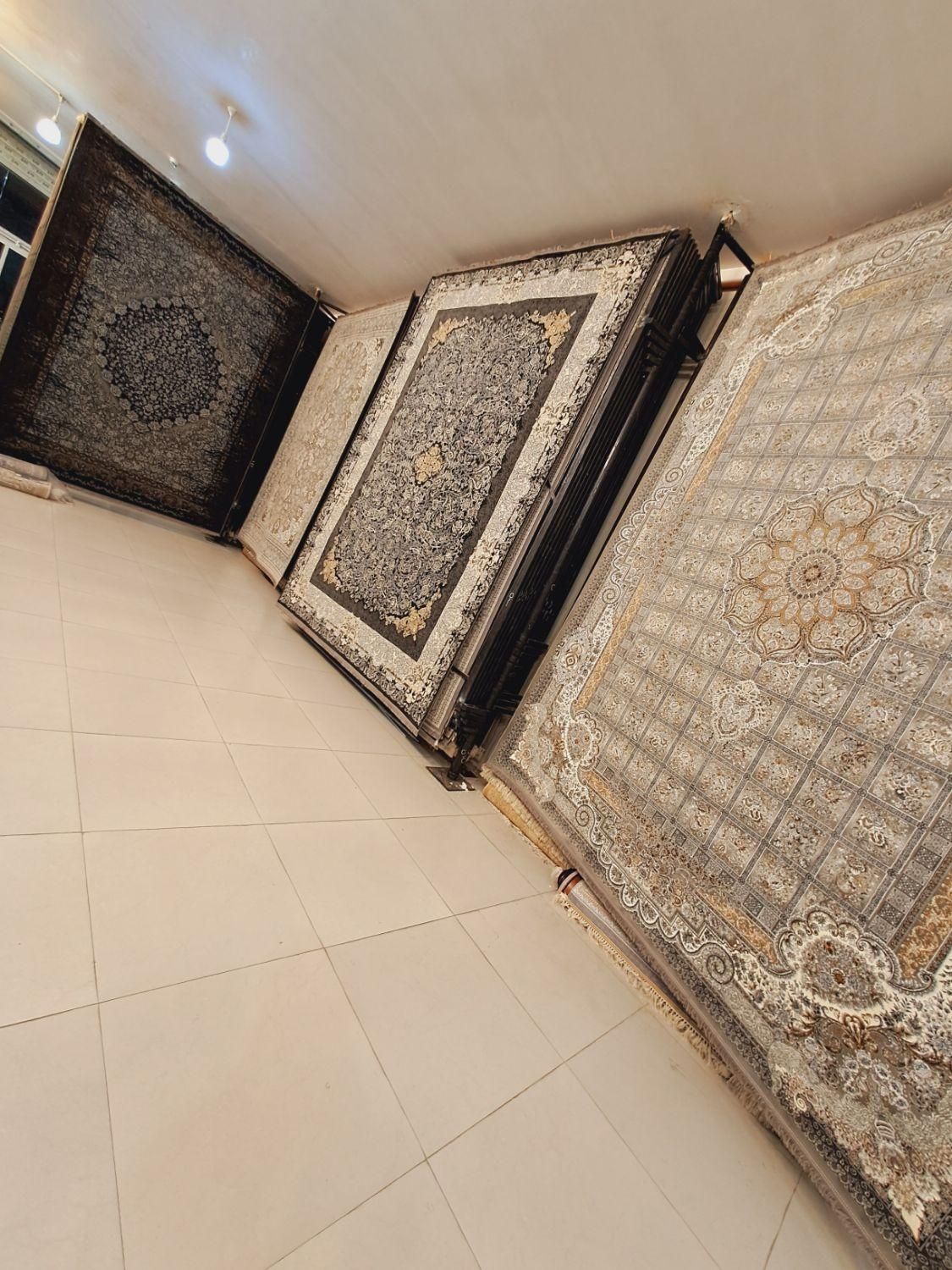 فرش۱۲متری جفت باهم۱۰۰۰شانه ۳۰۰۰تراکم نخ اکرولیک|فرش|مشهد, طلاب|دیوار