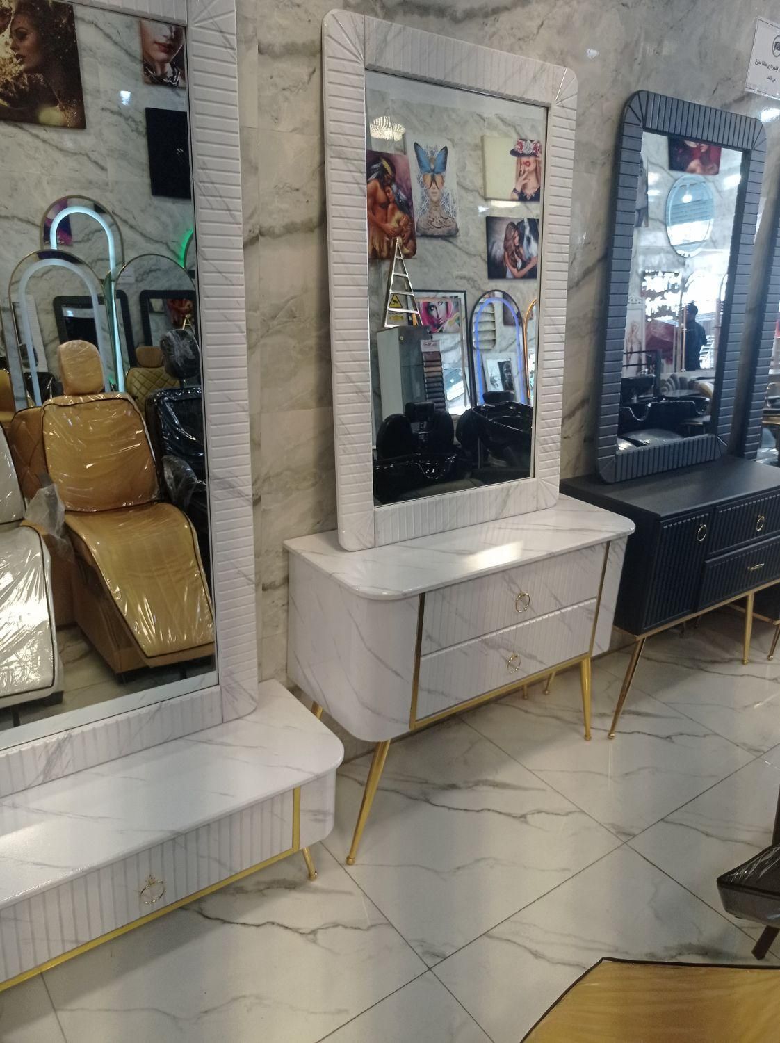 وسایل آرایشگاهی کامل میز ناخن|آرایشگاه و سالنهای زیبایی|قم, بلوار امین و ساحلی|دیوار