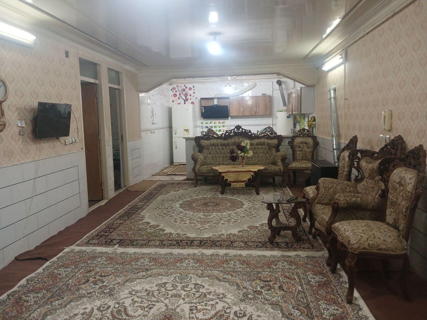 اجاره روزانه/هفتگی/ماهانه آپارتمان ۱۲۰ متری|اجارهٔ کوتاه‌مدت آپارتمان و سوئیت|کاشان, کارگر|دیوار