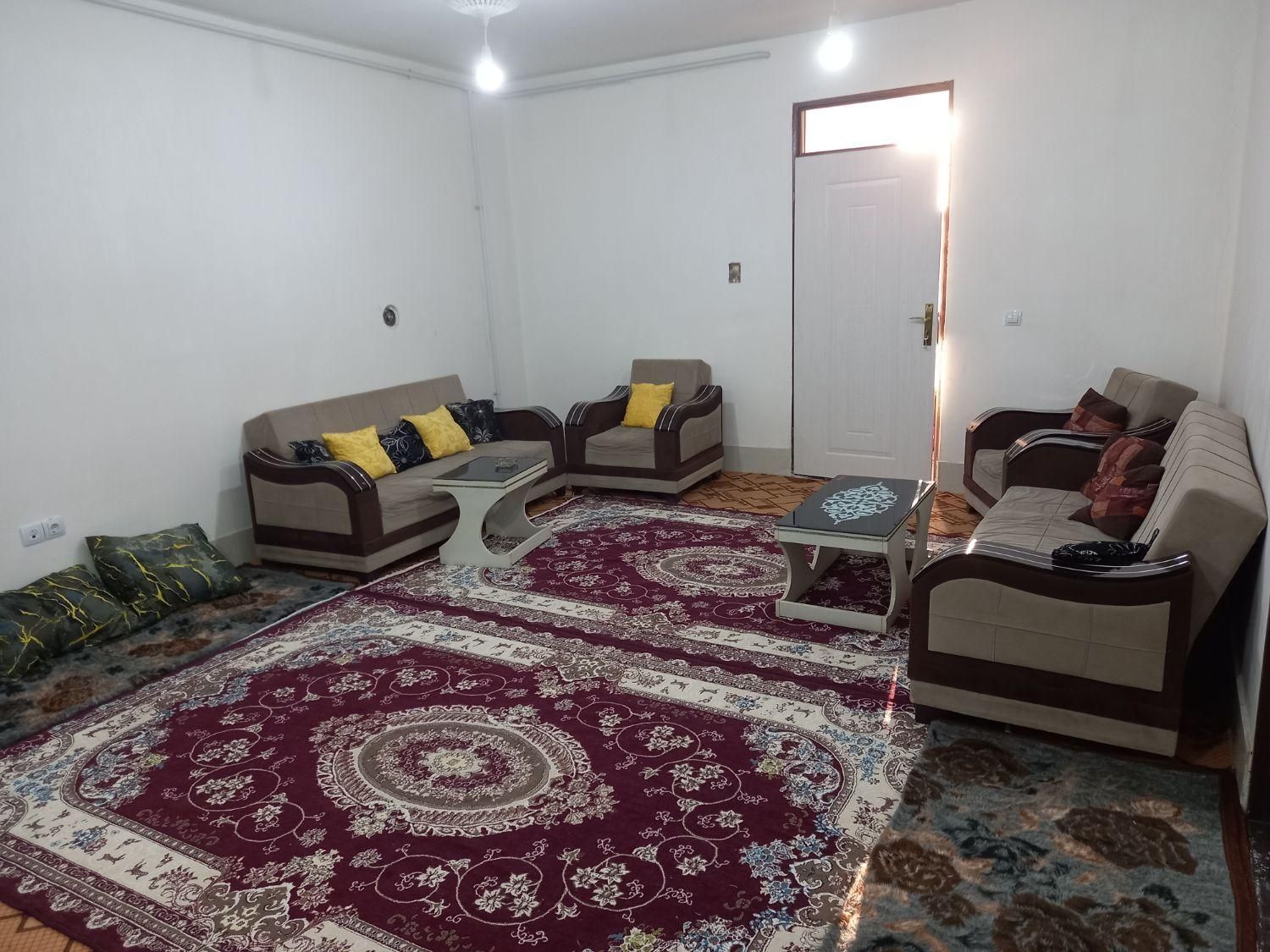 سوییت دربست تمیز و مناسب طبق عکس باپارکینگ|اجارهٔ کوتاه‌مدت آپارتمان و سوئیت|ارومیه, |دیوار