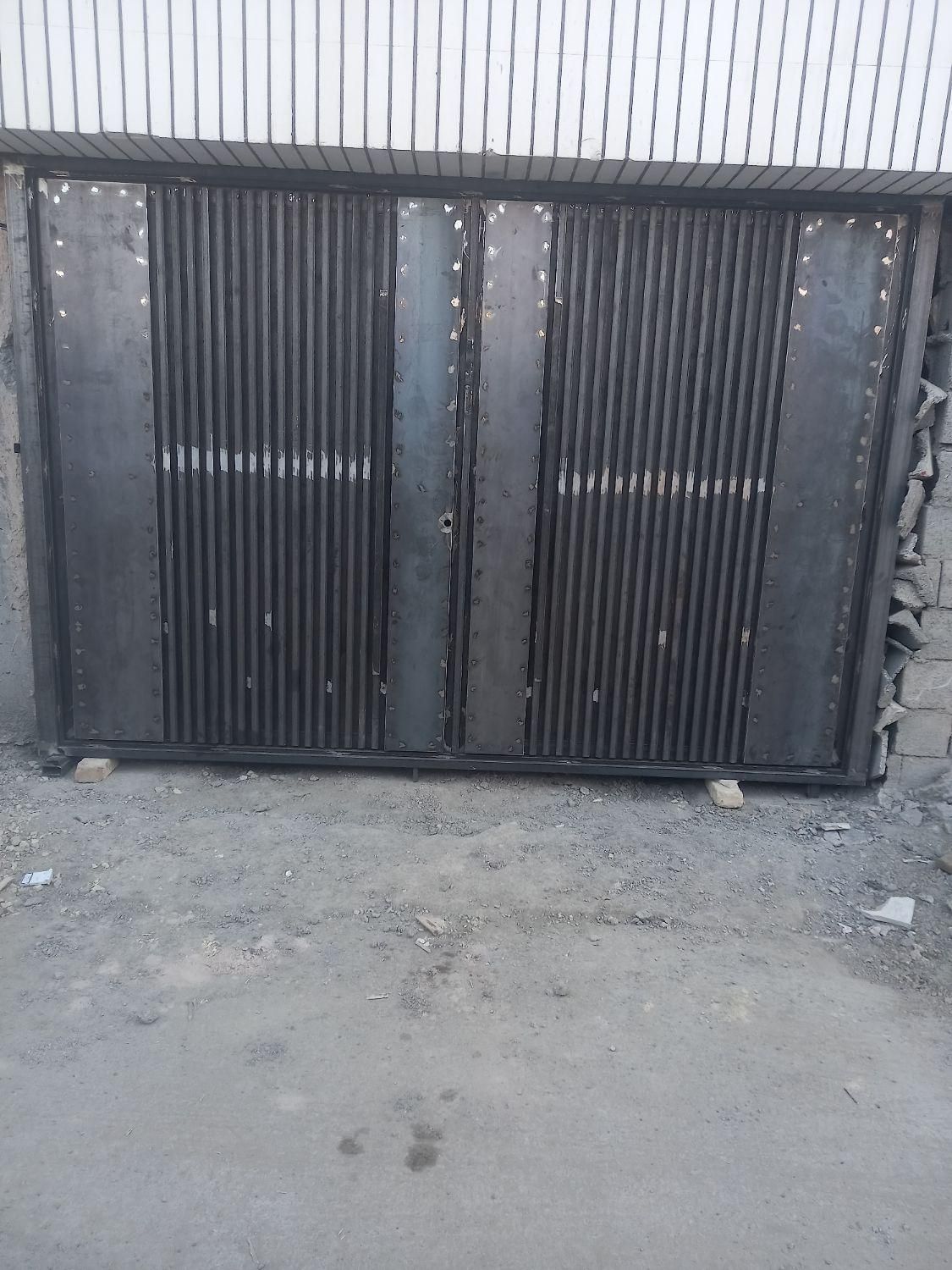 جوشکاری، درب و پنجره فلزی|مصالح و تجهیزات ساختمان|اصفهان, باغ فدک|دیوار