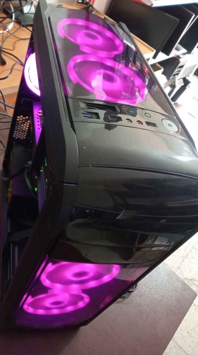 کیس.  کامپیوتر.  گیمینگ|رایانه رومیزی|زنجان, |دیوار