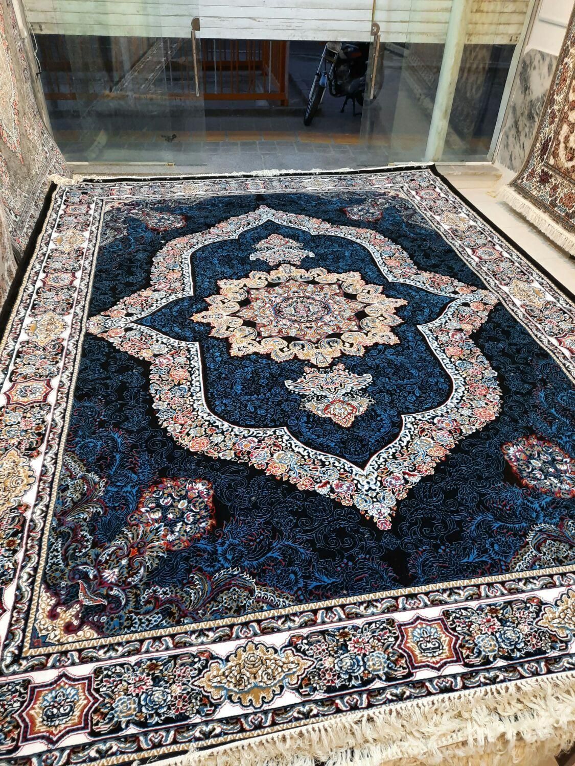 فرش ۱۲متری جدید ۷۰۰شانه*نخ*|فرش|مشهد, ایثارگران|دیوار