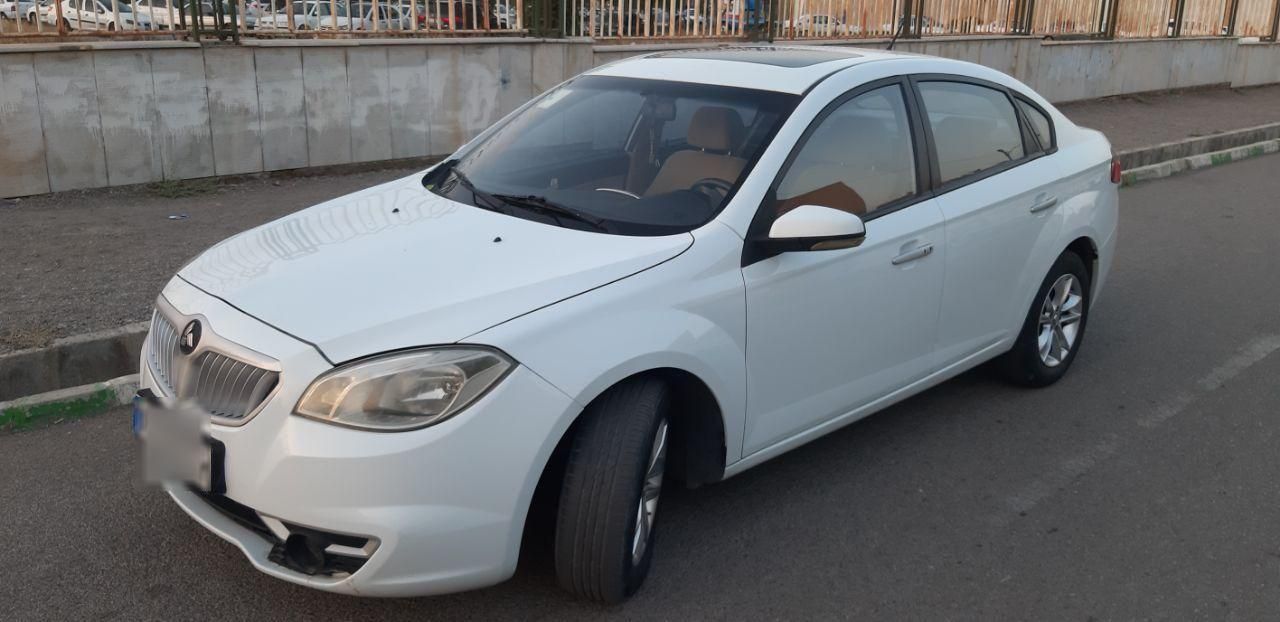 برلیانس H330 اتوماتیک 1500cc، مدل ۱۳۹۵|خودرو سواری و وانت|مشهد, حجاب|دیوار