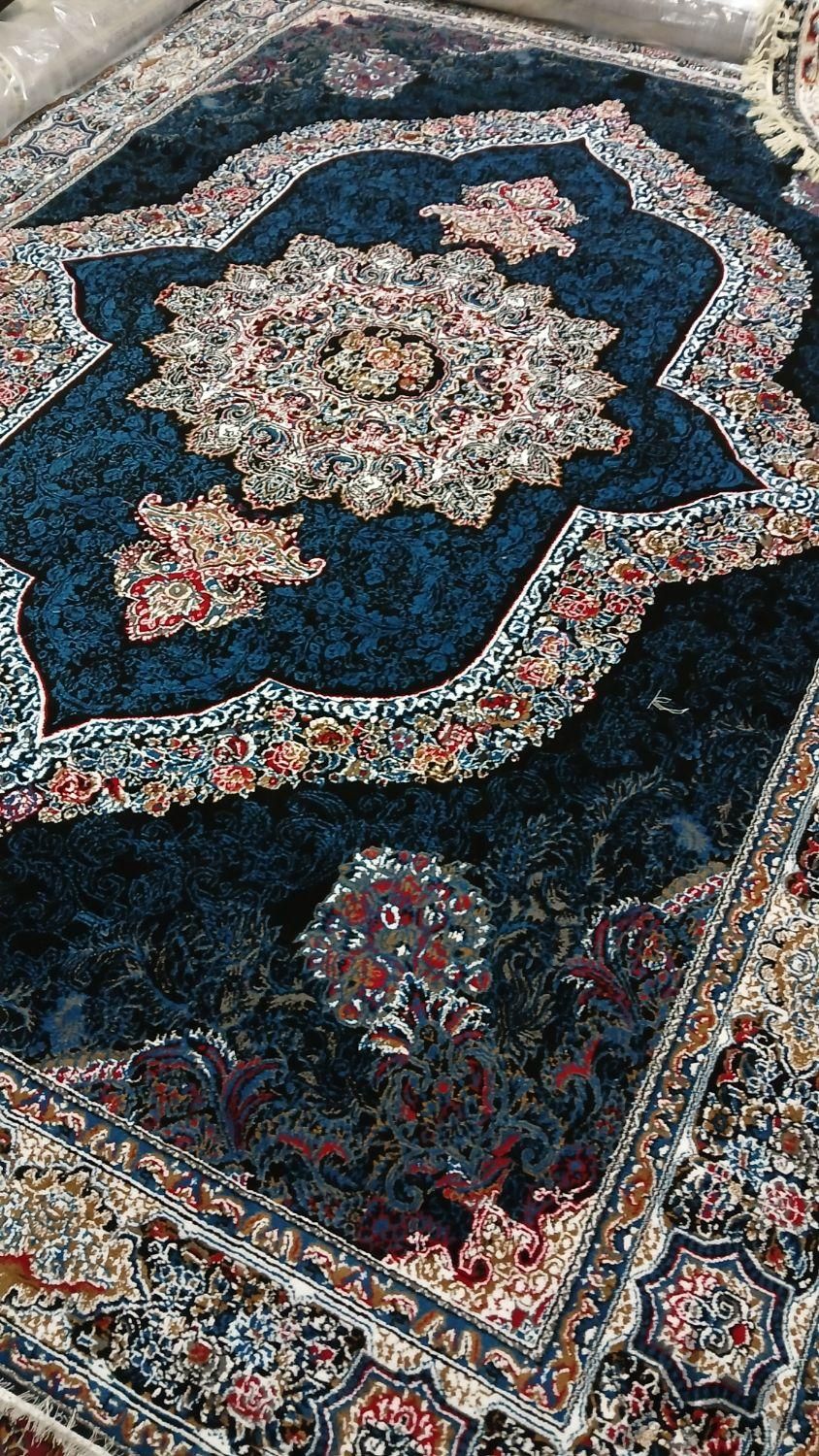 فرشهای سرمه ای هیواوکاریناوچکاوک|فرش|تهران, توحید|دیوار