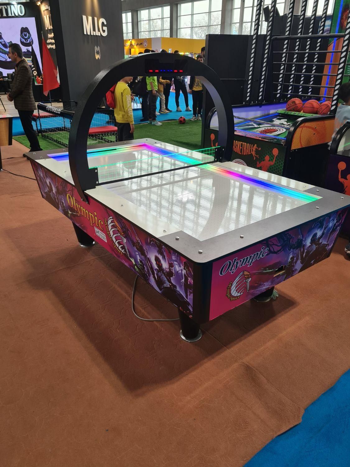 ایرهاکی تاشو نمایشگر بغل بسکتبال فوتبال دستی|ورزشهای توپی|تهران, منیریه|دیوار