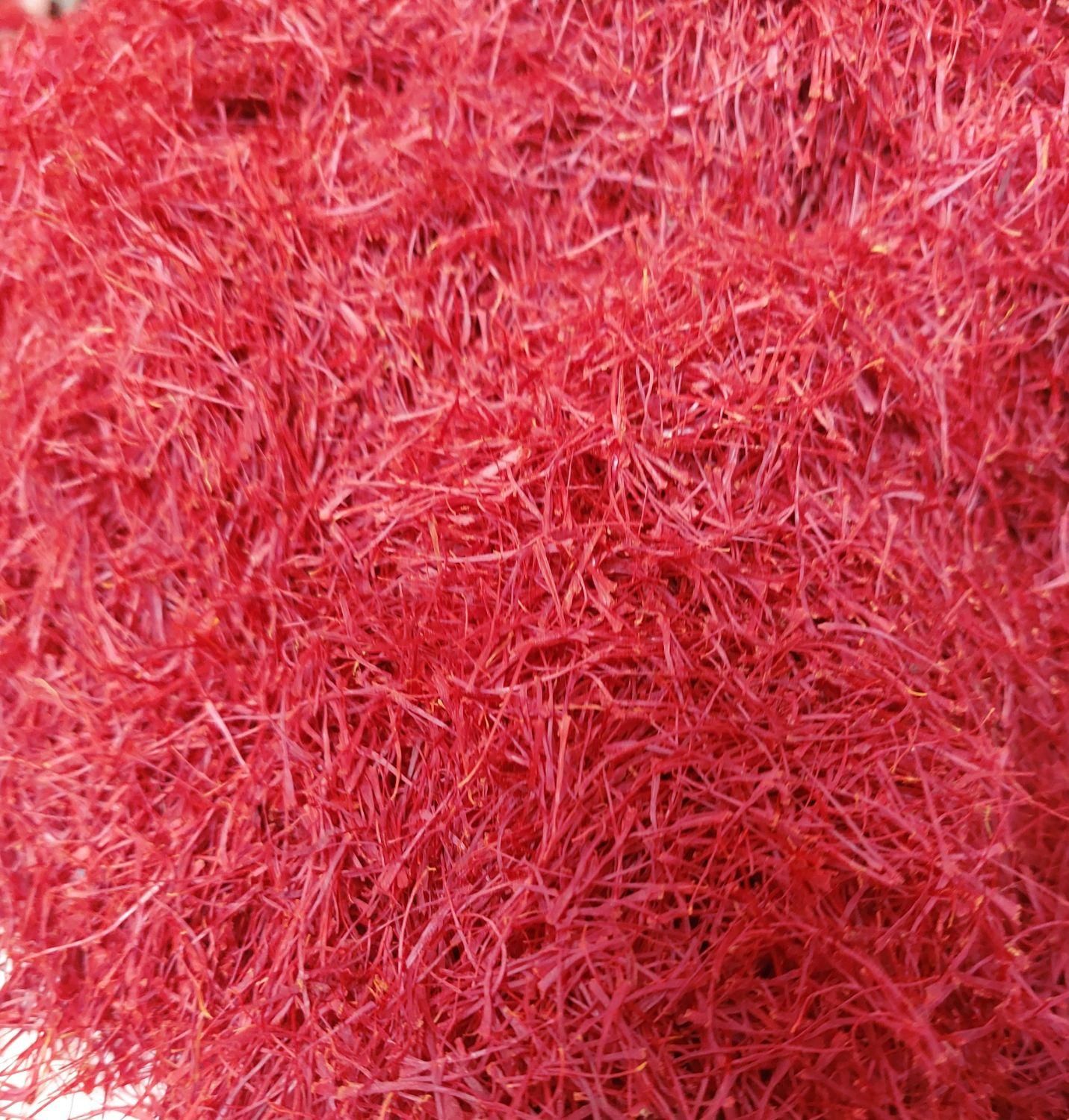 عرضه زعفران و زرشک  هل و پودر قیمت رقابتی|خوردنی و آشامیدنی|تهران, جنت‌آباد مرکزی|دیوار