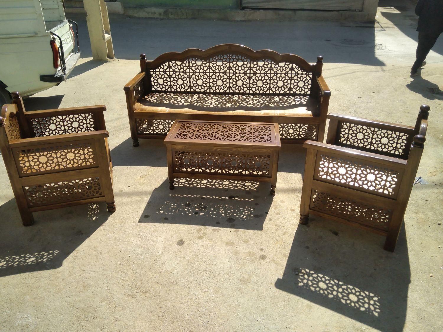 مبل سنتی مبل سلطنتی تاج گرد|مبلمان خانگی و میز عسلی|خمینی‌شهر, |دیوار