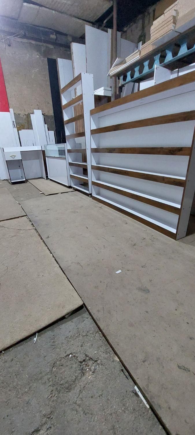 رگال استند قفسه طبقه ویترین شیشه پاچال دکور مغازه|فروشگاه و مغازه|مشهد, نوید|دیوار