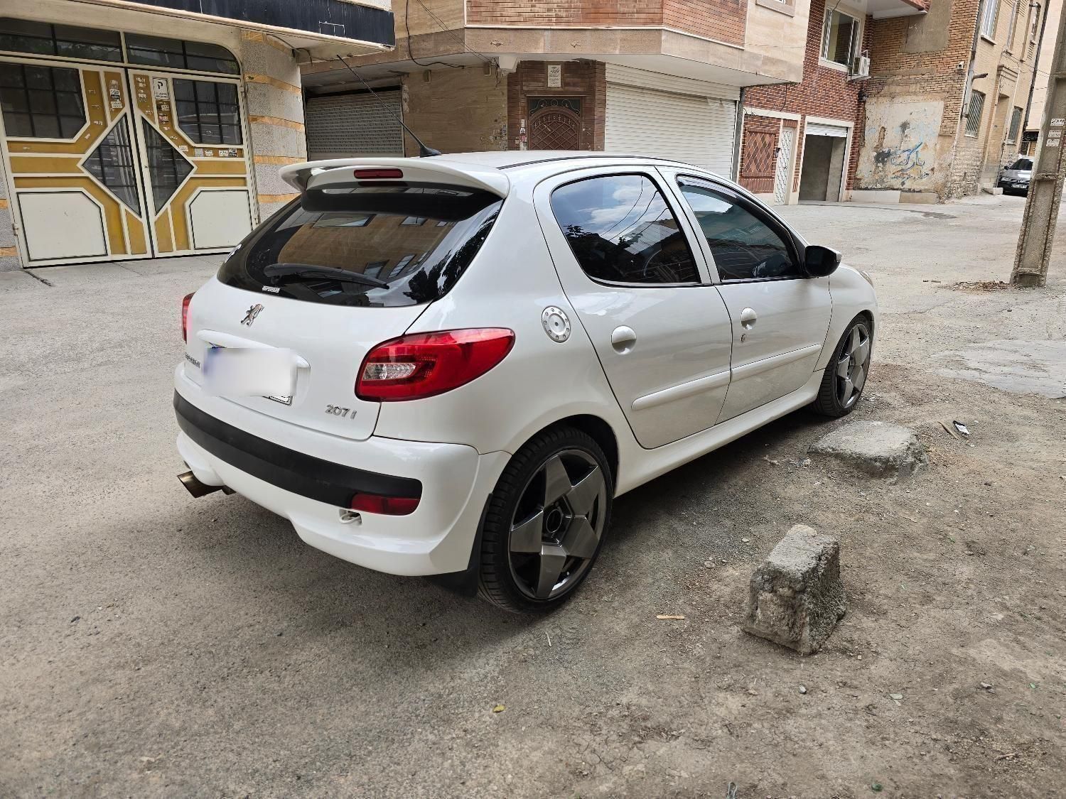 پژو 207i فرانسوی آرسی ، مدل ۱۳۸۹|خودرو سواری و وانت|تهران, شهرک غرب|دیوار