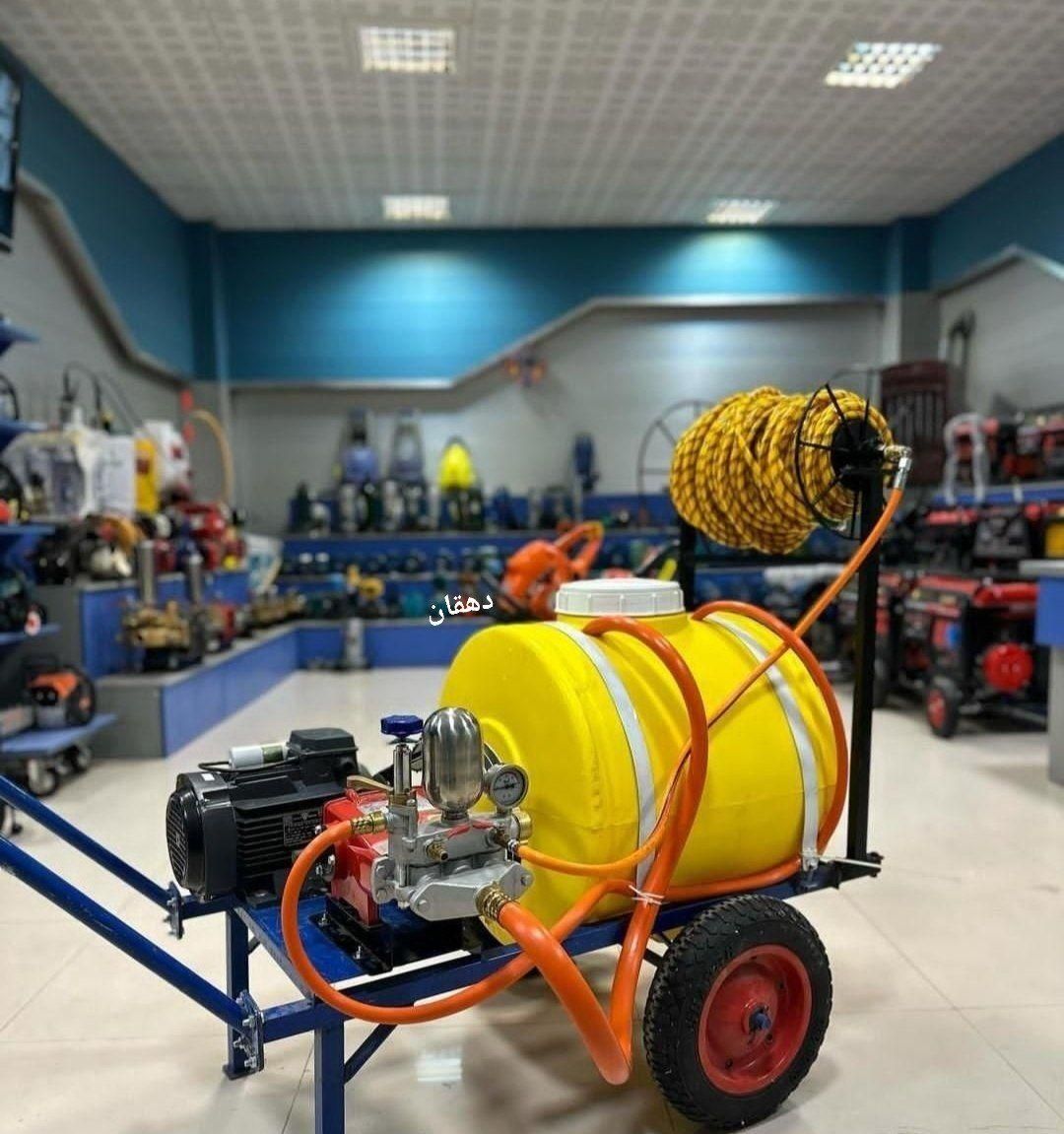 سمپاش بنزینی برقی لیتری فرغونی زنبه برندموتور ژن|ماشینآلات صنعتی|تهران, دستغیب|دیوار