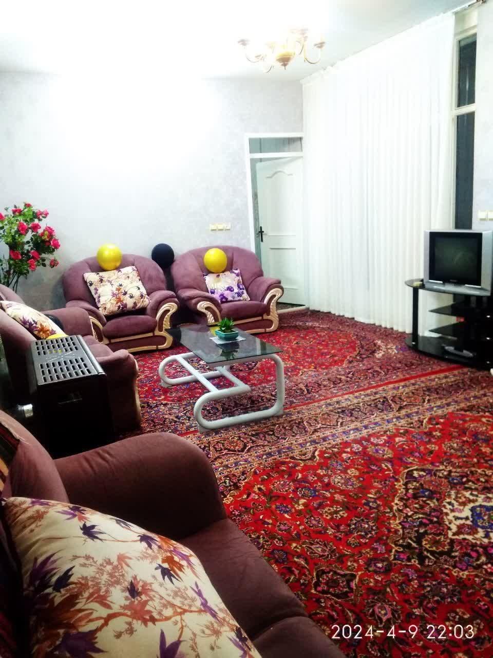 اجاره مبله روزانه دربست ویلایی۱۵۰ متری در سرچشمه|اجارهٔ کوتاه‌مدت آپارتمان و سوئیت|اصفهان, سرچشمه|دیوار