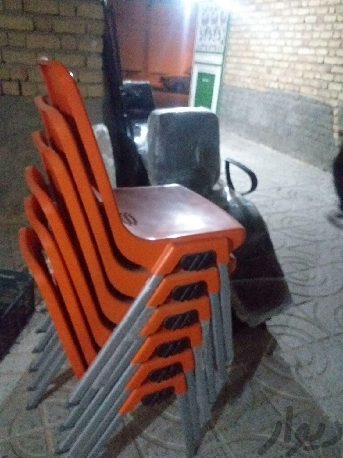 صندلی انتظار|صندلی و نیمکت|سنندج, |دیوار