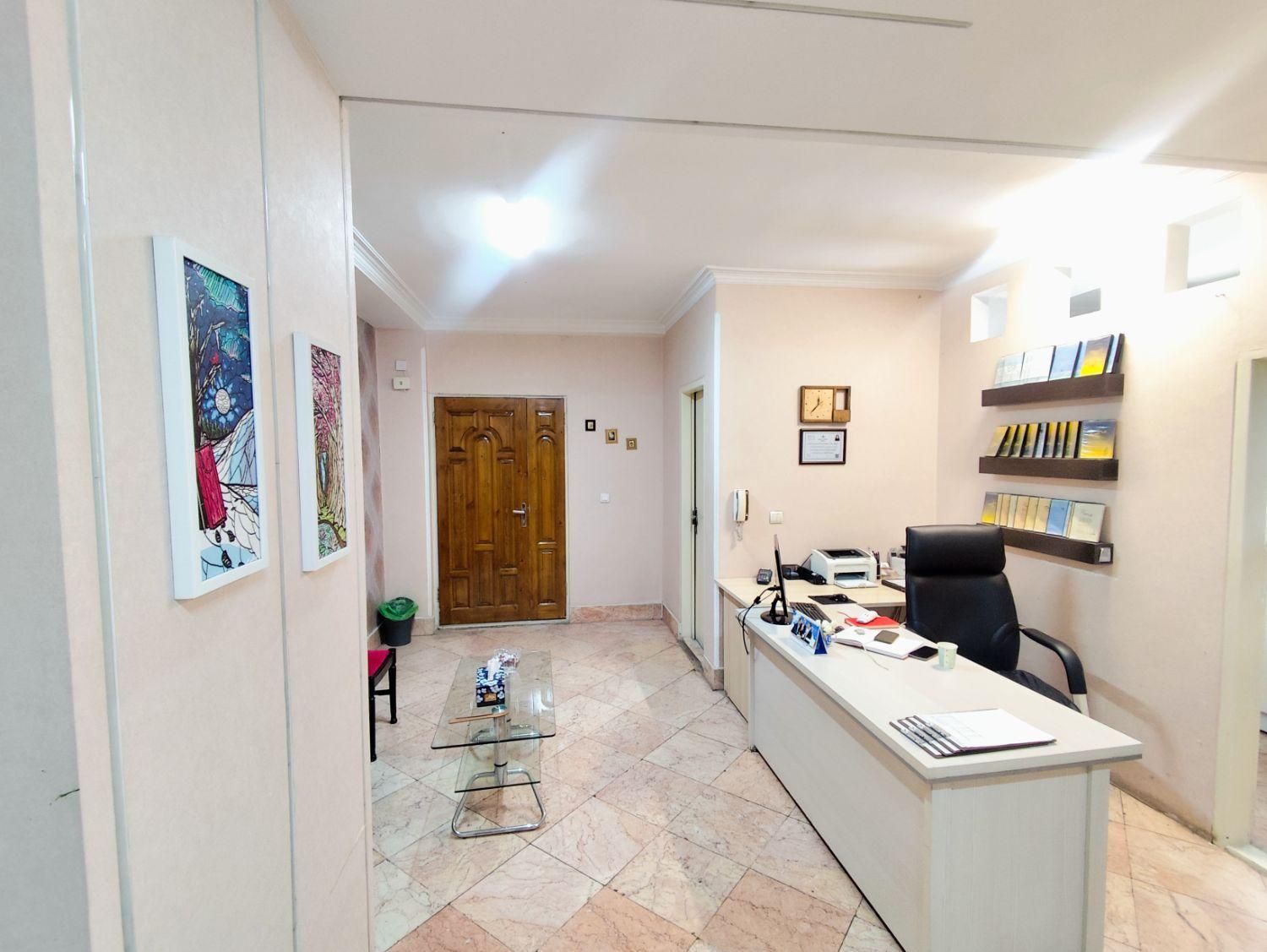 ۹۵متر ۳خوابه /موقعیت اداری / بر خیابان دولت|اجارهٔ دفتر کار، اتاق اداری، مطب|تهران, اختیاریه|دیوار