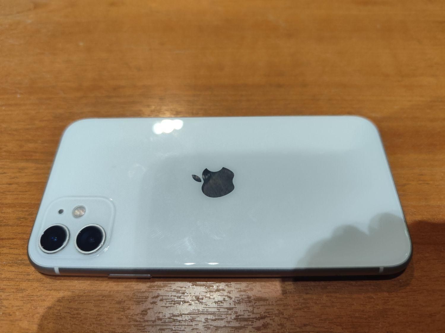 اپل iPhone 11 ۱۲۸ گیگابایت|موبایل|تهران, ونک|دیوار