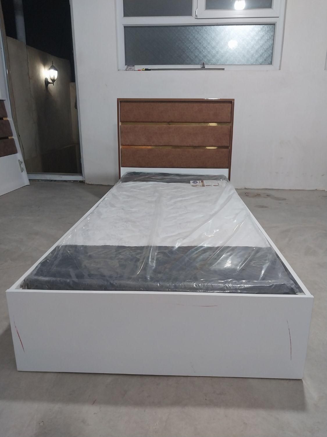 تخت تک نفره آلتین|تخت و سرویس خواب|تبریز, |دیوار