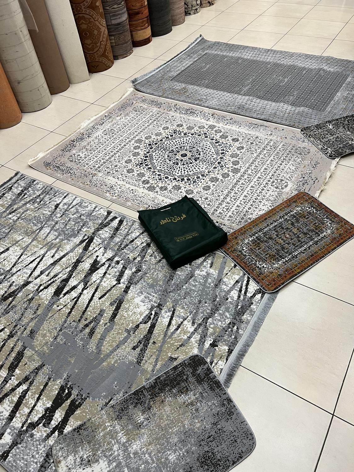 فرش طلا کوب ۱۲۰۰ شانه با پادری ( بیش از ۲۱۰ طرح)|فرش|تبریز, |دیوار