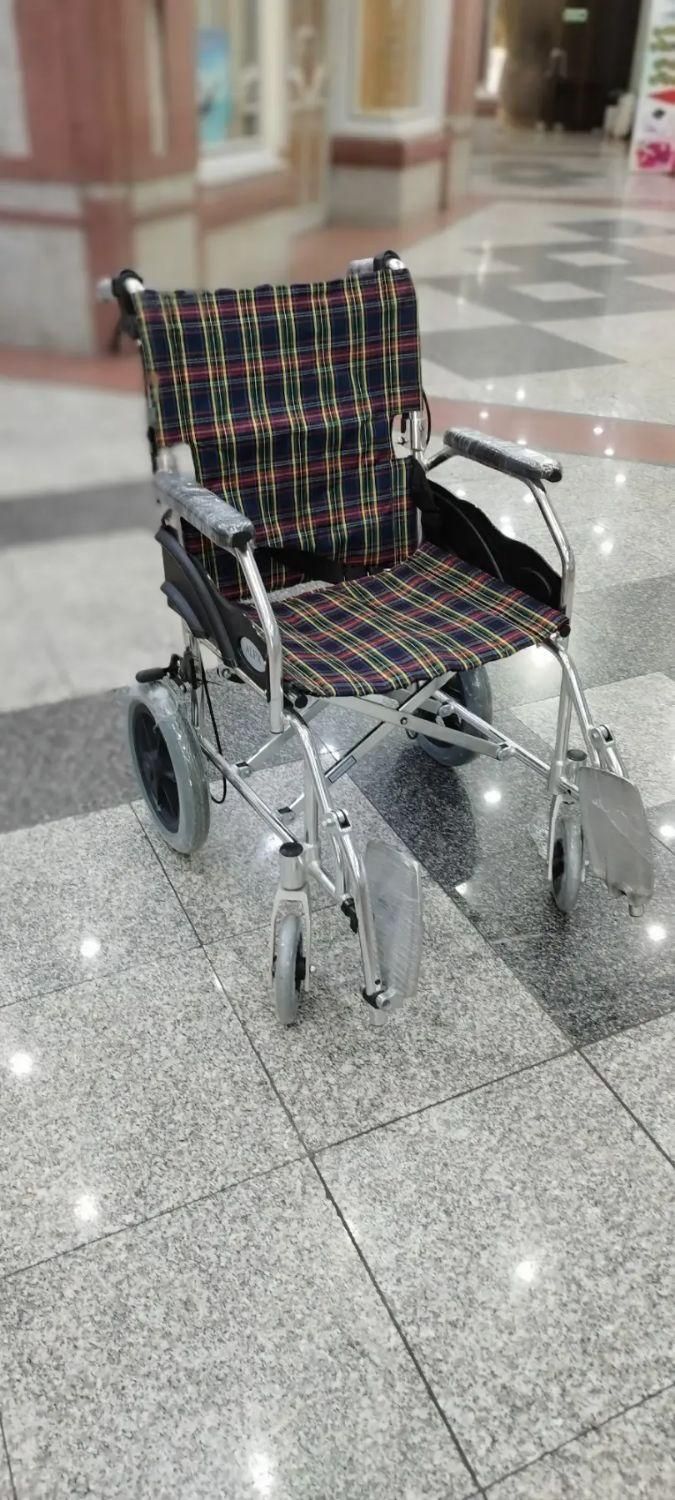 ویلچر حمل بیمار سفری چرخ کوچک آاومینیومی اکبند|آرایشی، بهداشتی، درمانی|تهران, فردوس|دیوار