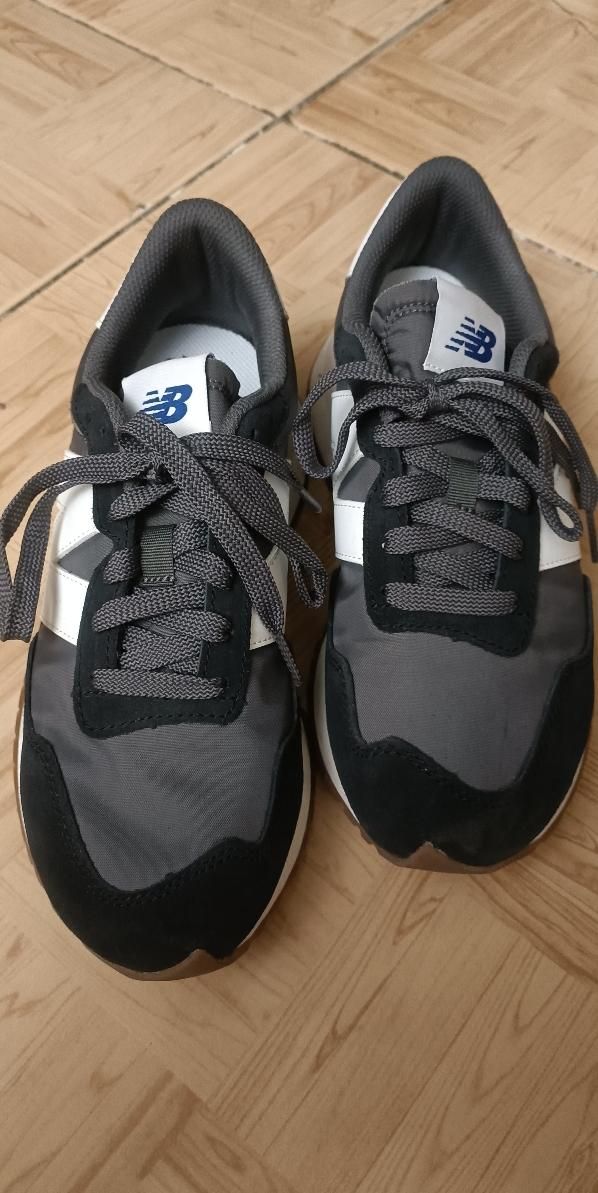 کتونی اورجینال new balance سایز ۳۸/۵|کفش و لباس بچه|تهران, جردن|دیوار