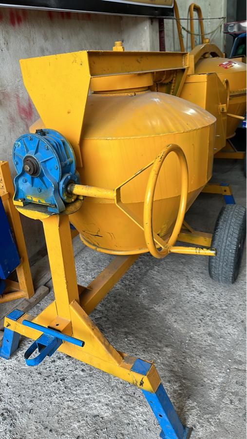 و فروش بتونیر و (بالابر ساختمانی)|ماشینآلات صنعتی|رشت, معلولین|دیوار