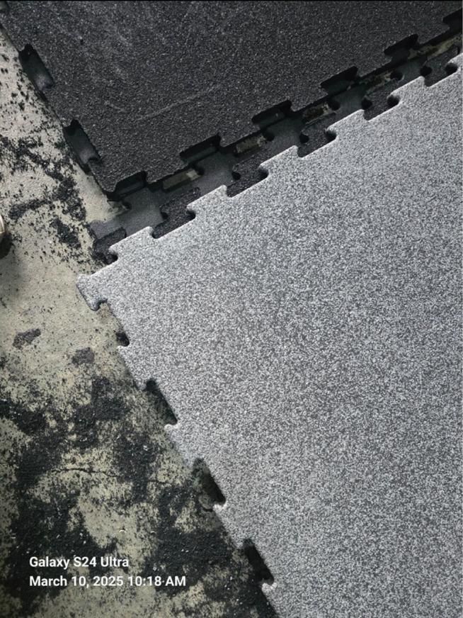 کفپوش گرانولی پازلی و تخت صادراتی|تجهیزات ورزشی|تهران, جوانمردان (اندیشه)|دیوار