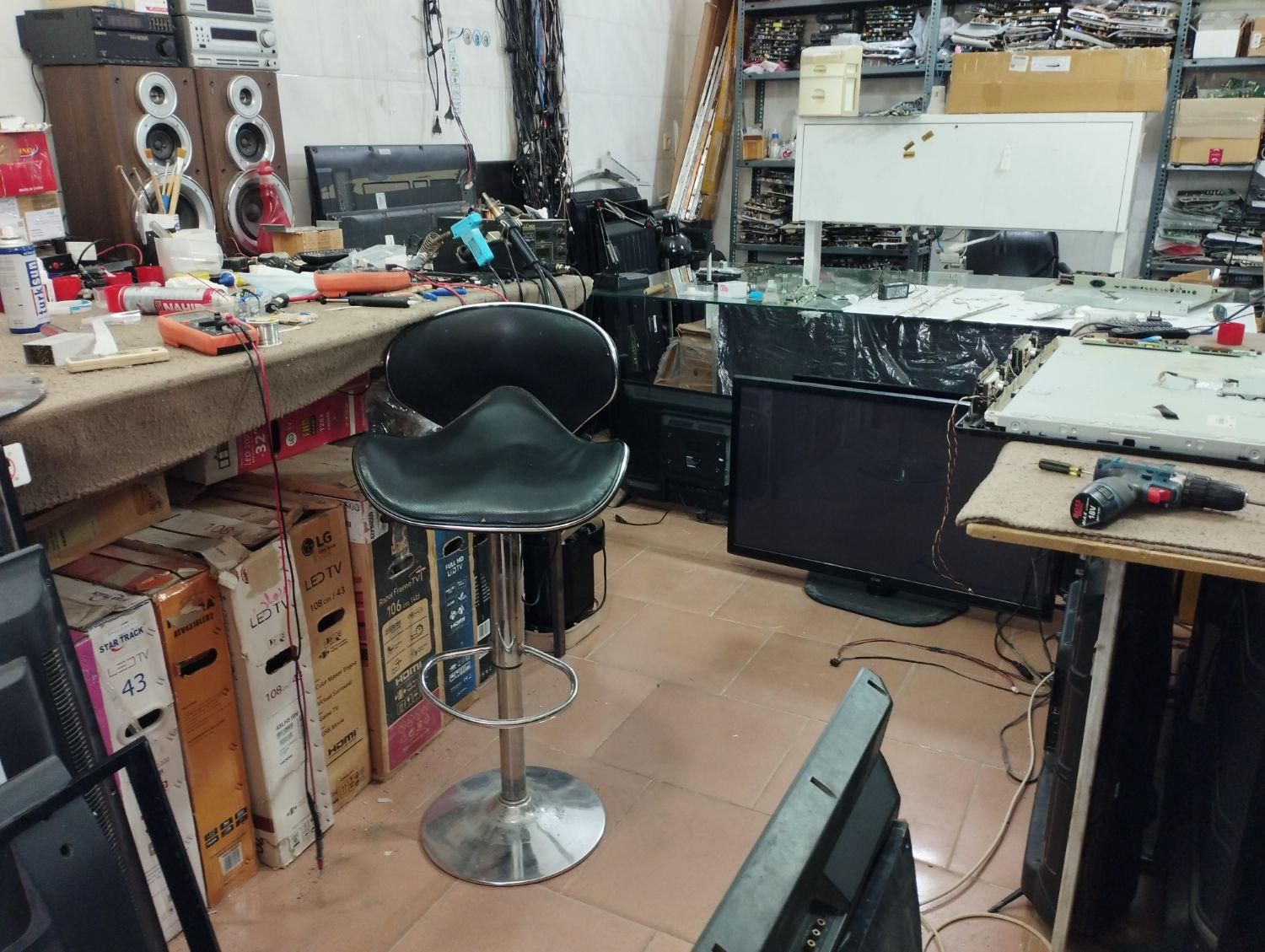 تعمیرات تخصصی ال ایدی و خرید ال ایدی شکسته|خدمات پیشه و مهارت|میناب, |دیوار