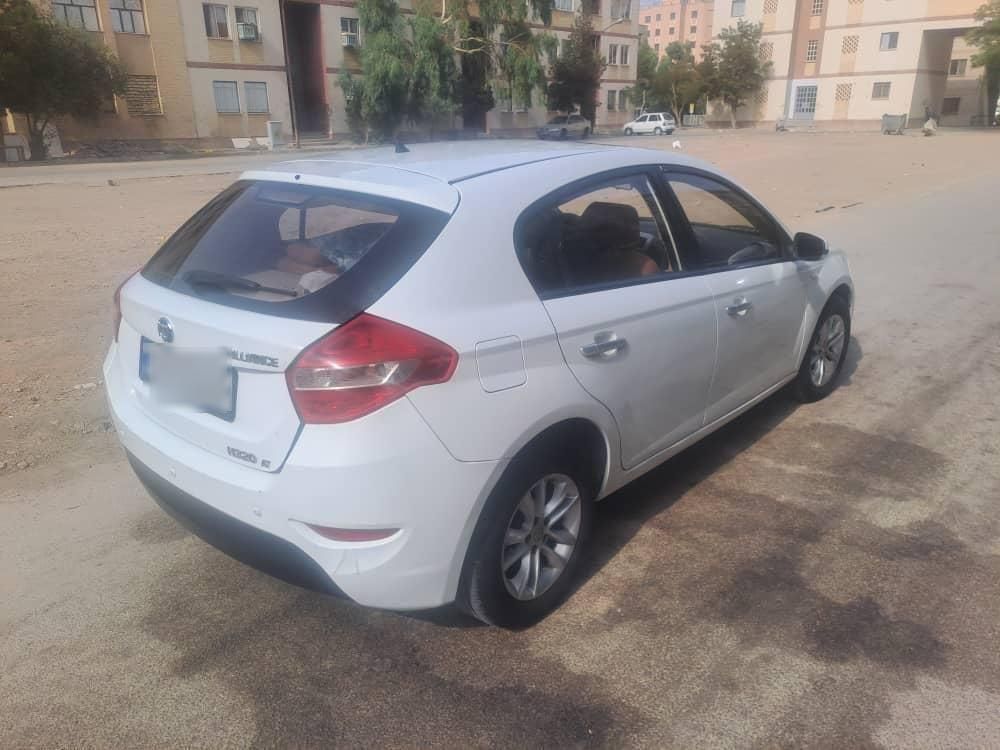 برلیانس H320 اتوماتیک 1500cc، مدل ۱۳۹۵|خودرو سواری و وانت|اصفهان, بهارستان|دیوار