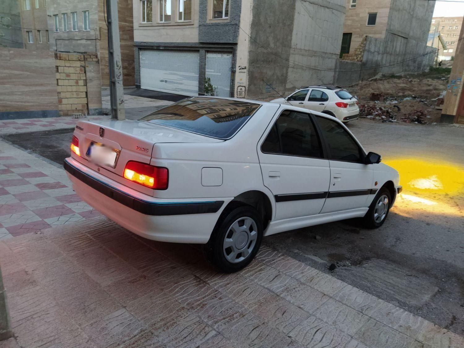 پژو پارس دوگانه کارخانه، مدل ۱۳۹۷ بیضربه بیرنگ|خودرو سواری و وانت|اردبیل, |دیوار