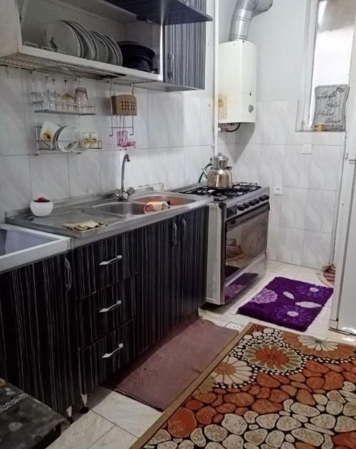 اجاره روزانه/هفتگی/ماهانه مستقل کولر دار|اجارهٔ کوتاه‌مدت آپارتمان و سوئیت|رشت, حمیدیان|دیوار