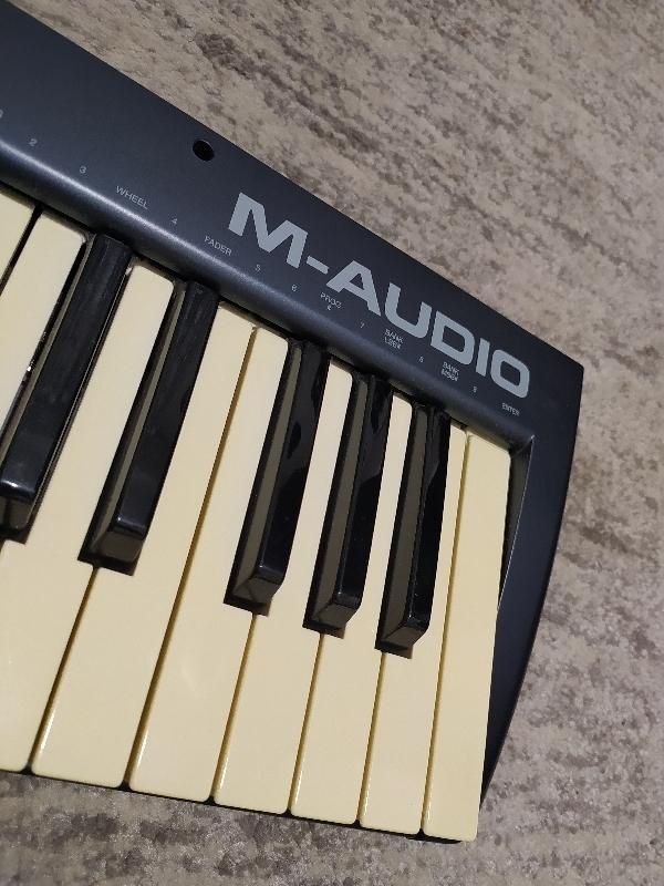 میدی کنترلر M-Audio KeyStation 49|گیتار، بیس، امپلیفایر|تهران, تسلیحات|دیوار