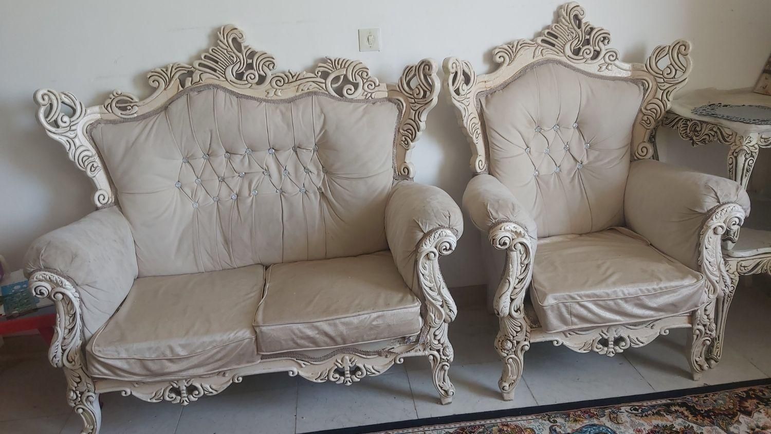 مبل ۷ نفره|مبلمان خانگی و میز عسلی|بهار, |دیوار