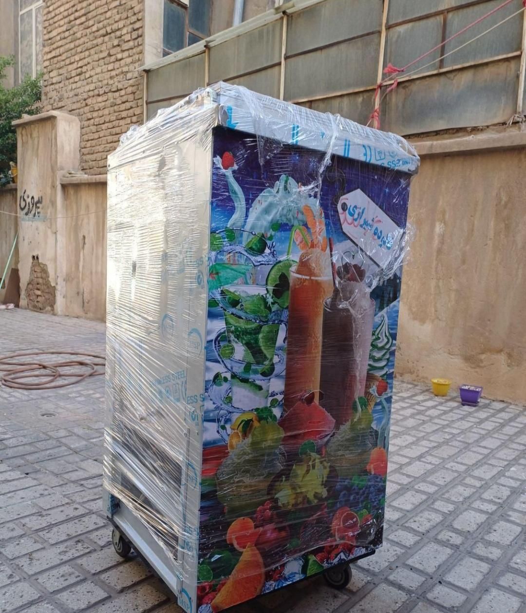 فالوده یخ دربهشت/تاپینگ بستنی/فریزر صندوقی/یخچال|فروشگاه و مغازه|زاهدان, |دیوار