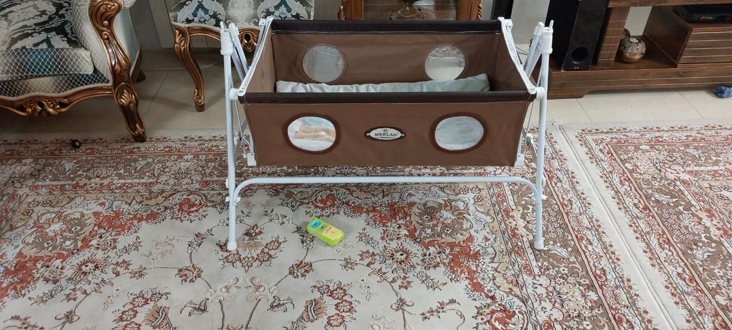 گهواره نوزاد میلاد|تخت و صندلی بچه|اصفهان, کردآباد|دیوار
