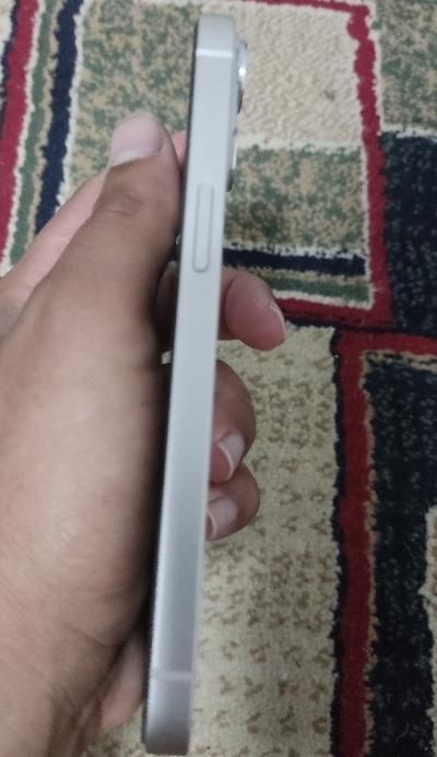 اپل iPhone 13 با حافظهٔ ۱۲۸ گیگابایت|موبایل|ملایر, |دیوار