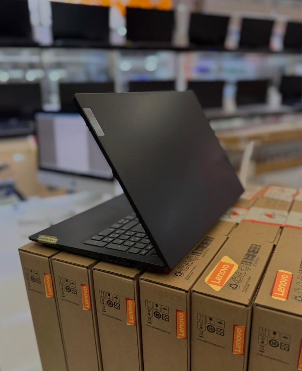 لپتاپ آکبند لنوو ip1 رم۱۶ هارد۵۱۲ssd|رایانه همراه|ارومیه, |دیوار