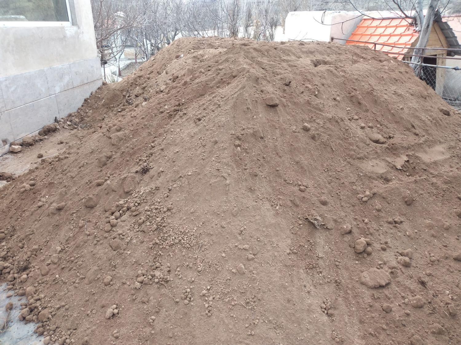 خاک باغچه وکودحیوانی|خدمات باغبانی و درختکاری|آبسرد, |دیوار