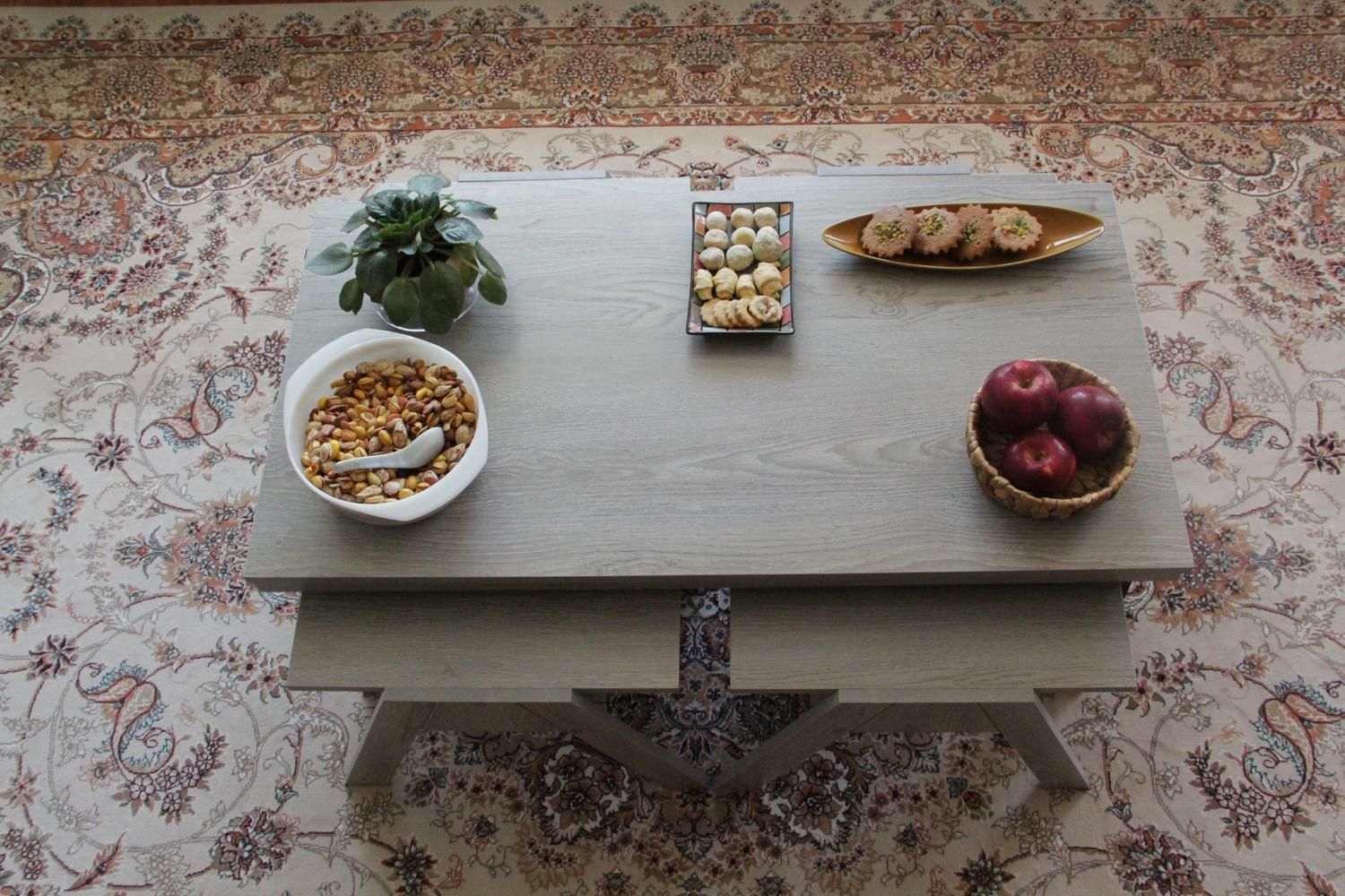 میز مستطیل و 4 عسلی کم جا- طوسی مات طرح چوب|مبلمان خانگی و میز عسلی|اصفهان, باغ فدک|دیوار