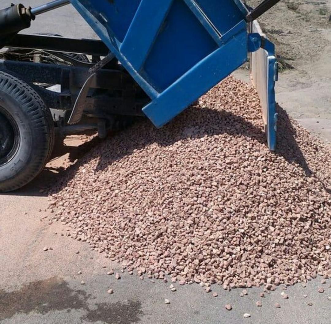 پوکه فوق سبک قروه ذعال سنگی  معدنی وصنعتی مستقیم|عمده‌فروشی|مشهد, توس (بلوار توس)|دیوار