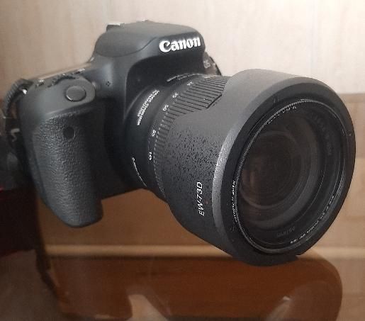 دوربین عکاسی canon77d همراه با لنز 18 .135|دوربین عکاسی و فیلم‌برداری|اصفهان, کشاورزی|دیوار
