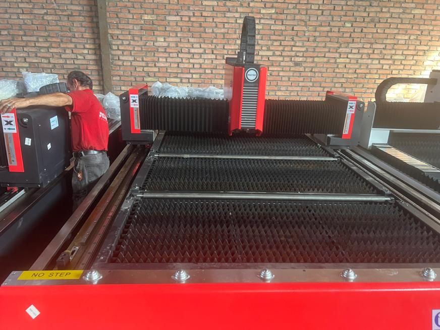 لیزربرش فلزات CNC فایبرلیزر (اقساطی و وام بانکی)|ماشین‌آلات صنعتی|تهران, اتحاد|دیوار