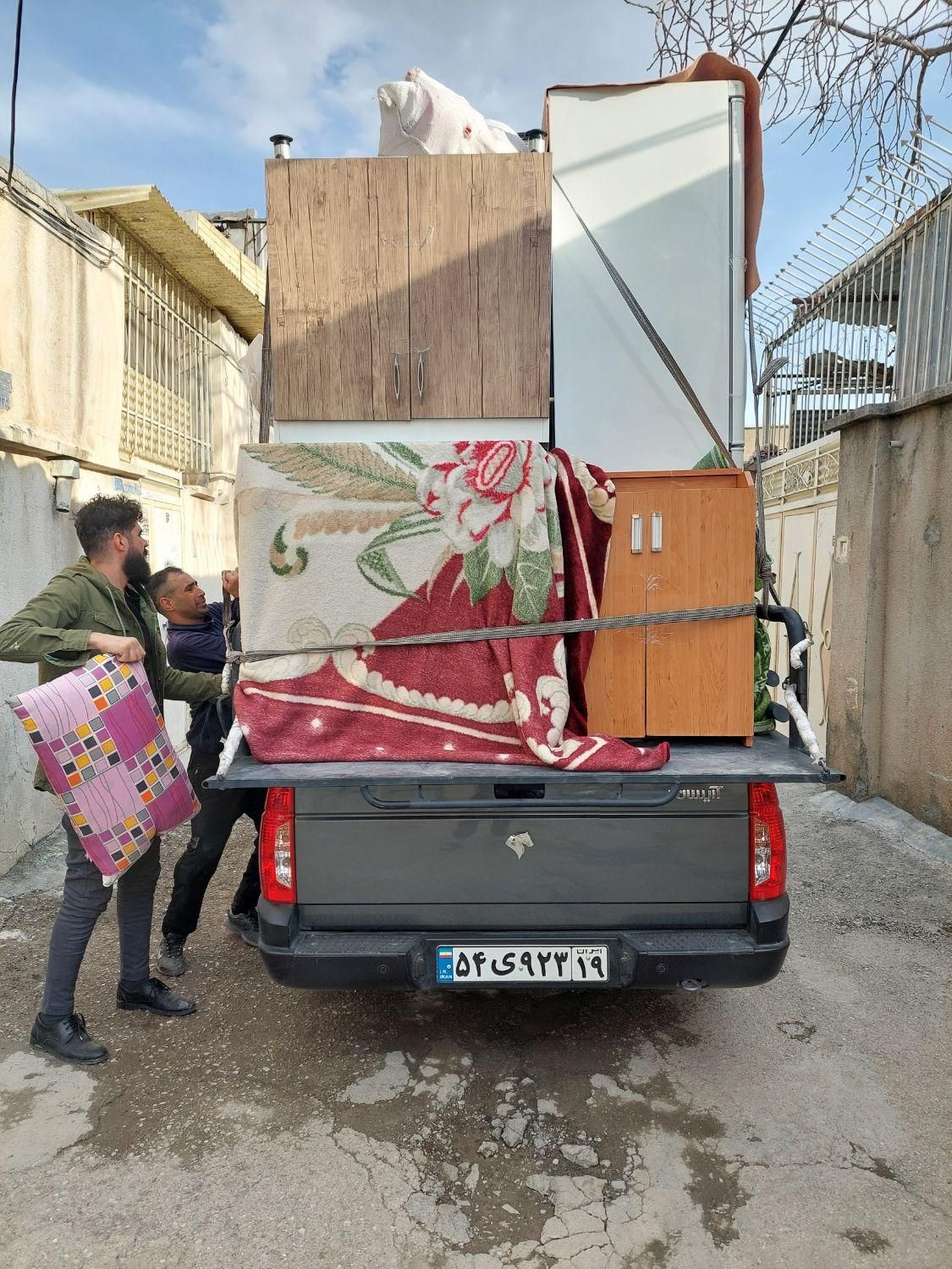 خدمات باربری مرکزی وانت و نیسان همراه با کارگر|خدمات حمل و نقل|کرمانشاه, |دیوار
